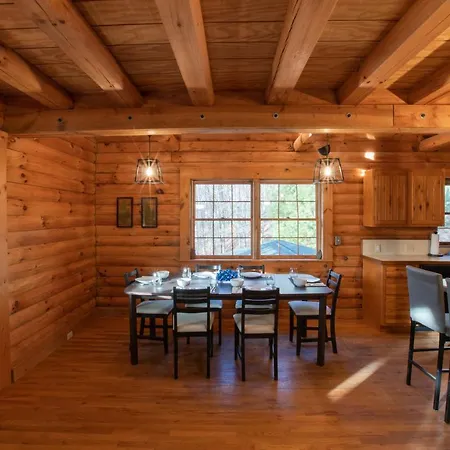 Treetops Cabin Easy To Asheville With Fast Wifi And Great View Swiss Exterior photo