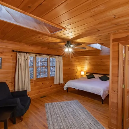 Treetops Cabin Easy To Asheville With Fast Wifi And Great View Swiss Exterior photo