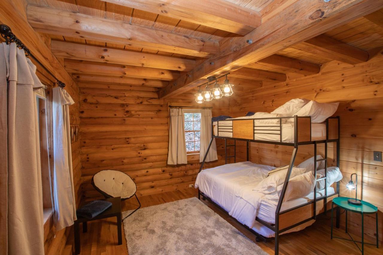 Holiday home Treetops Easy To Asheville With Fast Wifi And Great View
